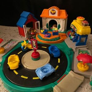 little people discovery village